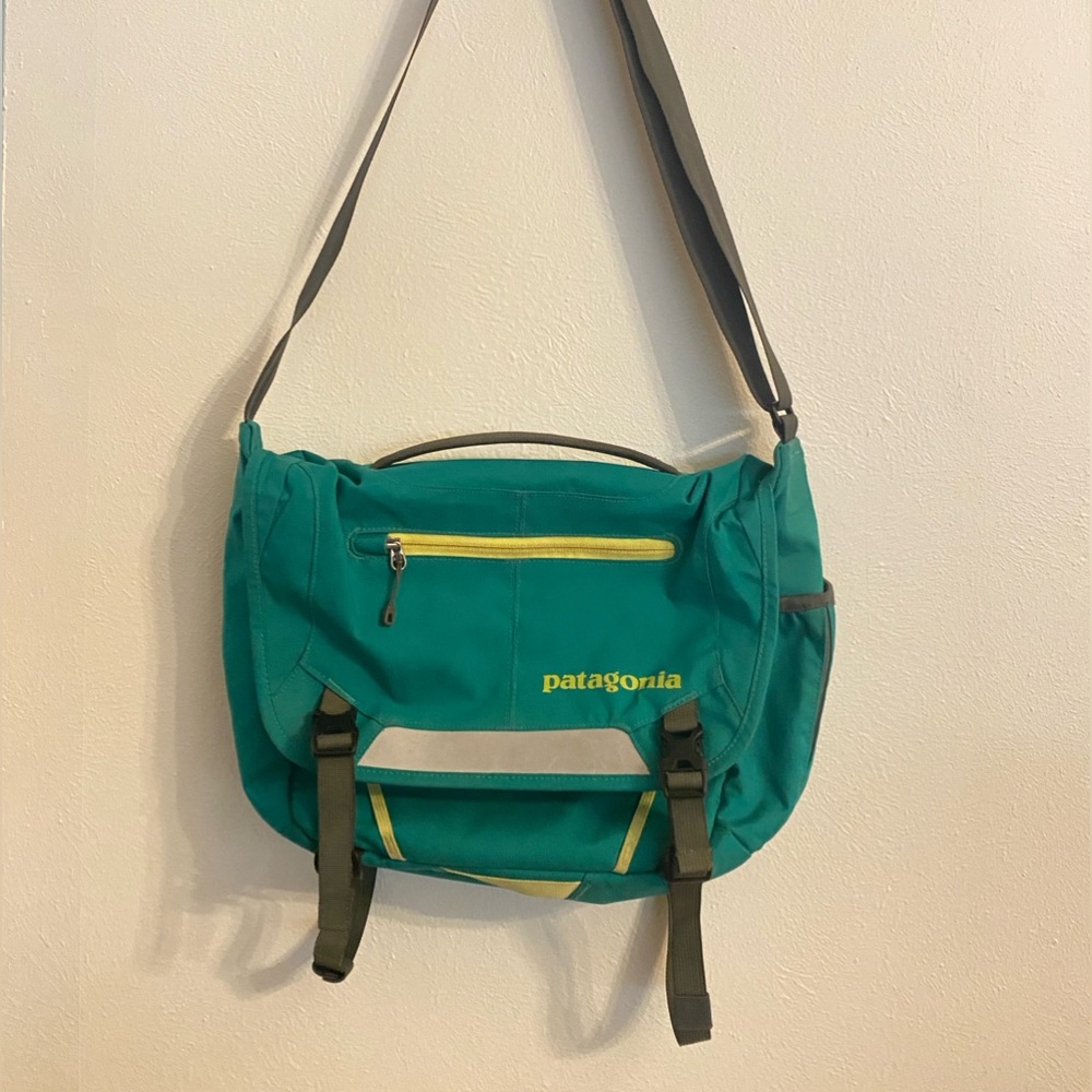 Patagonia Messenger Shoulder Bag